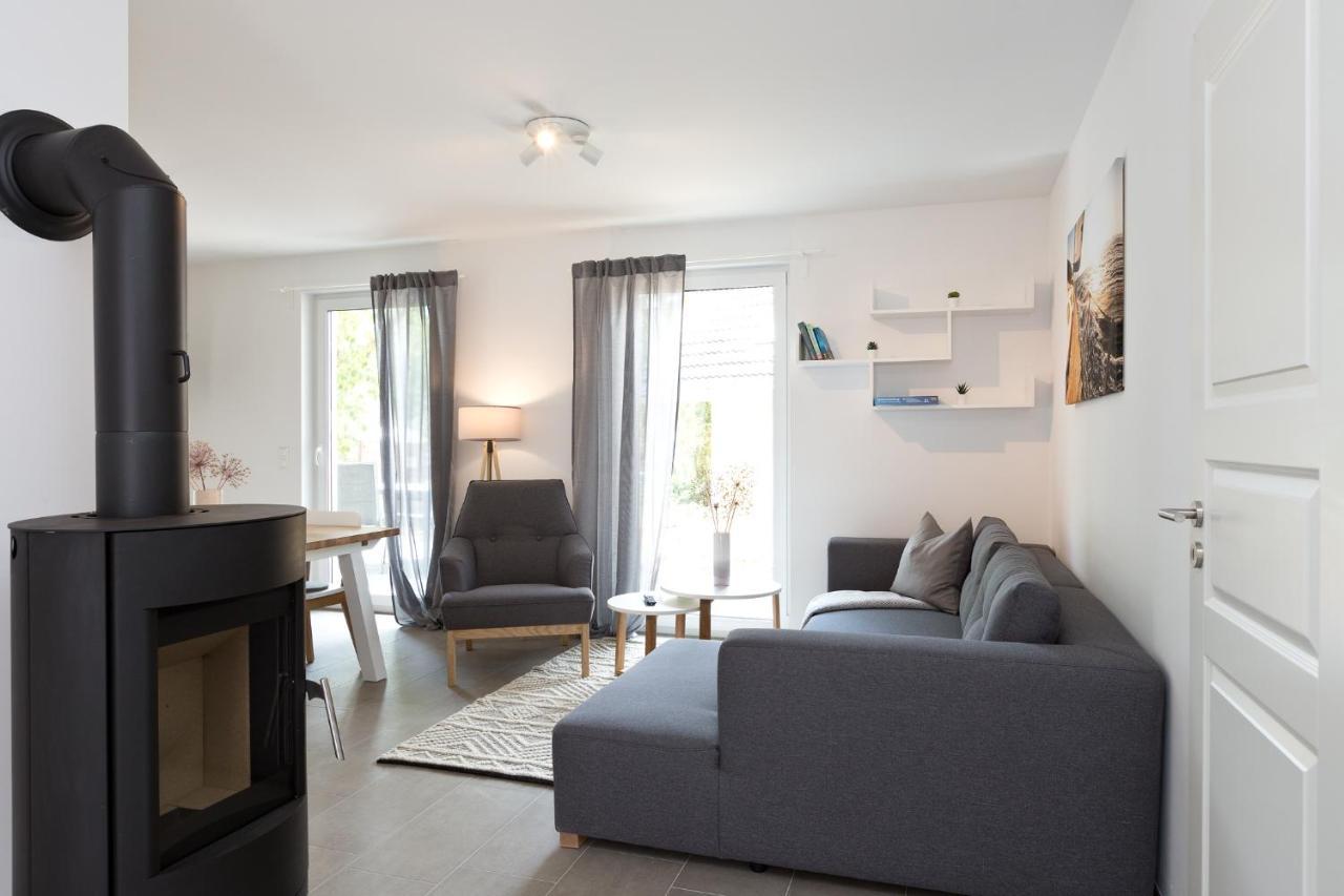 Apartment Unter Den Kiefern 109 Robel Bagian luar foto